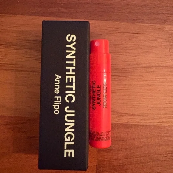 Frederic Malle Perfume Collection samples - Picture 9 of 9